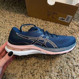 ASICS Women's Gel-Kayano 31 Navy and Pink Athletic Shoes
